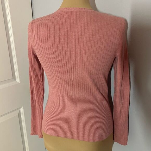 Liz Claiborne Sport Pink Long Sleeve Top - Picture 5 of 6